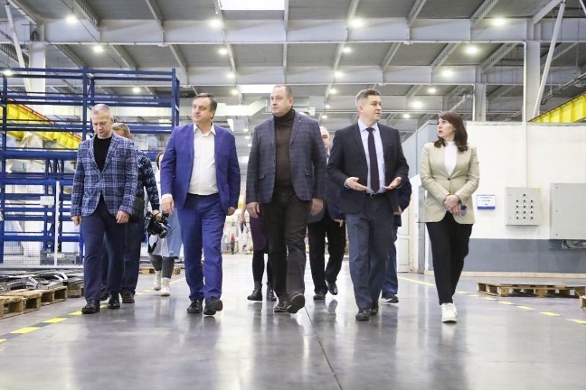 Глава городского округа Серпухов посетил Серпуховский лифтостроительный завод